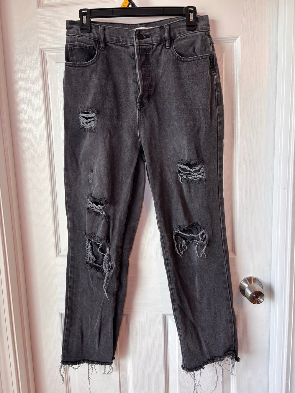 Y2K PacSun Women’s Size 28 Black Distressed High Rise Straight Leg Jeans Raw Hem